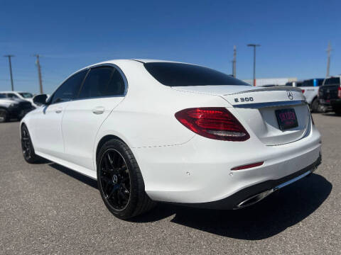 2017 Mercedes-Benz E-Class E 300 4MATIC