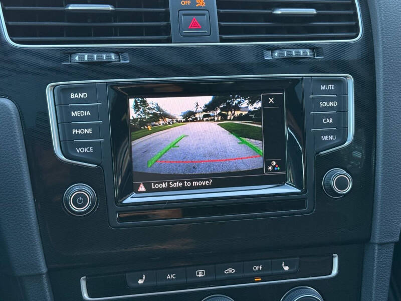 2015 Volkswagen Golf GTI S