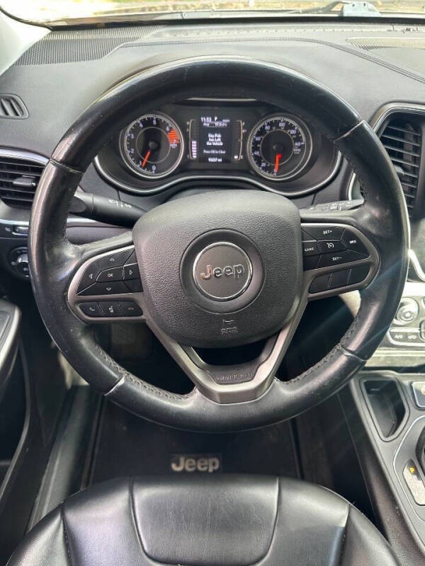 2019 Jeep Cherokee Latitude Plus