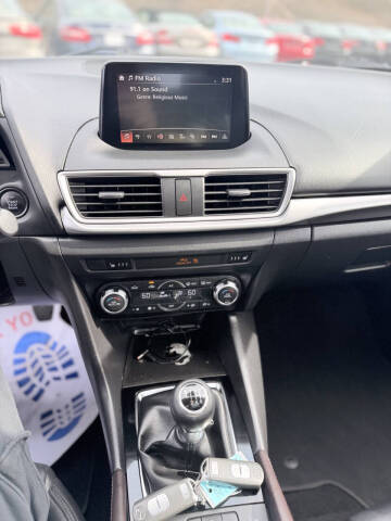 2017 Mazda MAZDA3 Touring 2.5