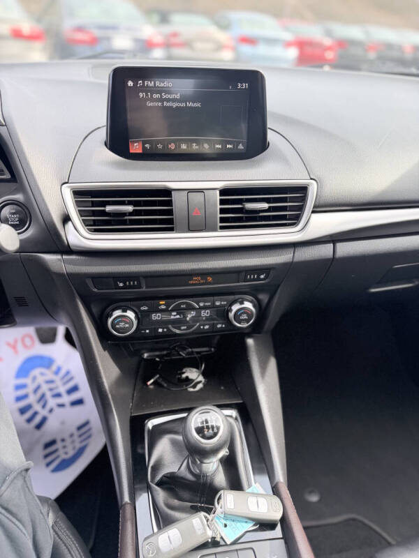 2017 Mazda MAZDA3 Touring 2.5