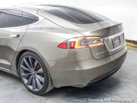 2016 Tesla Model S 75D