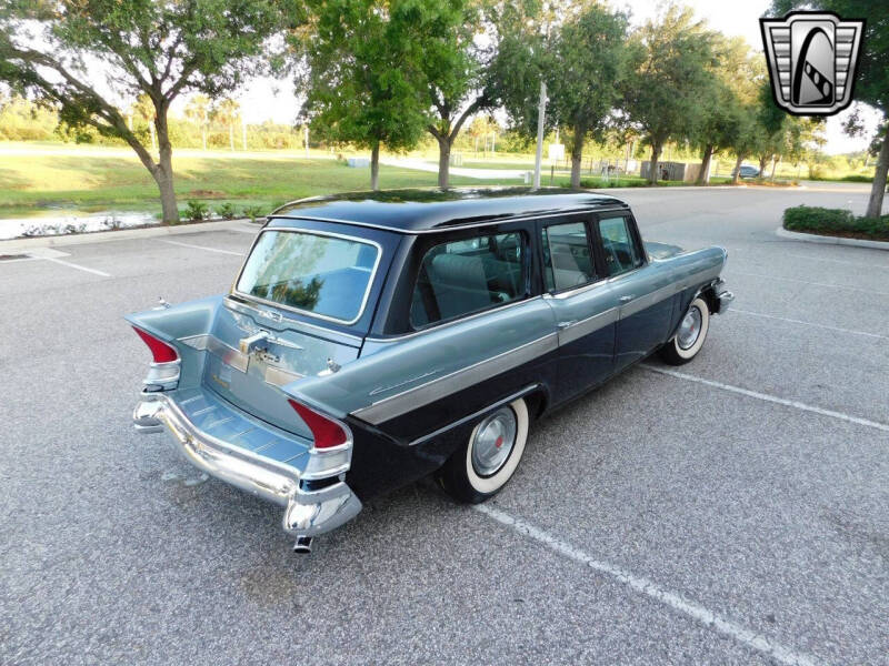1957 Packard Clipper
