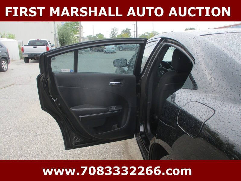 2013 Dodge Charger SE