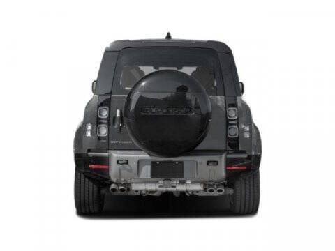 2024 Land Rover Defender 110 V8 P500 SE