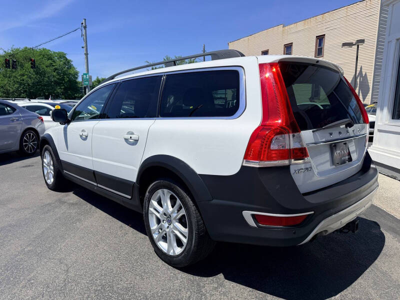 2016 Volvo XC70 T5 Platinum