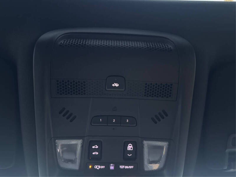 2023 Cadillac XT6 Sport