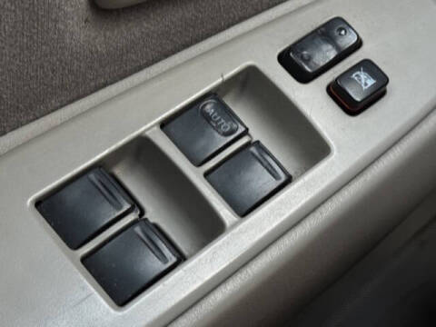 2004 Toyota Tundra SR5