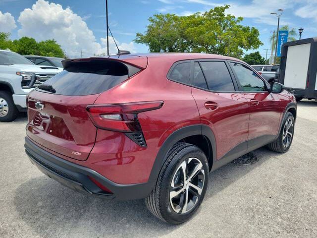2025 Chevrolet Trax RS