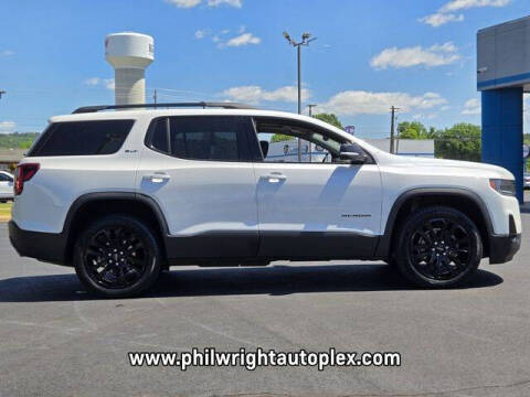 2023 GMC Acadia SLT