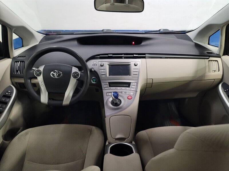 2013 Toyota Prius Two
