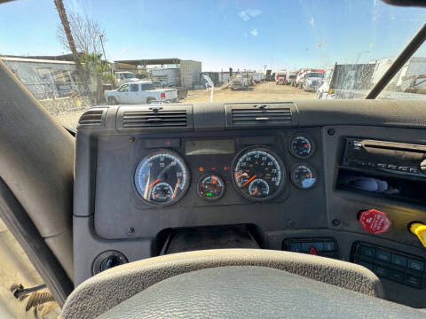 2016 Freightliner Cascadia