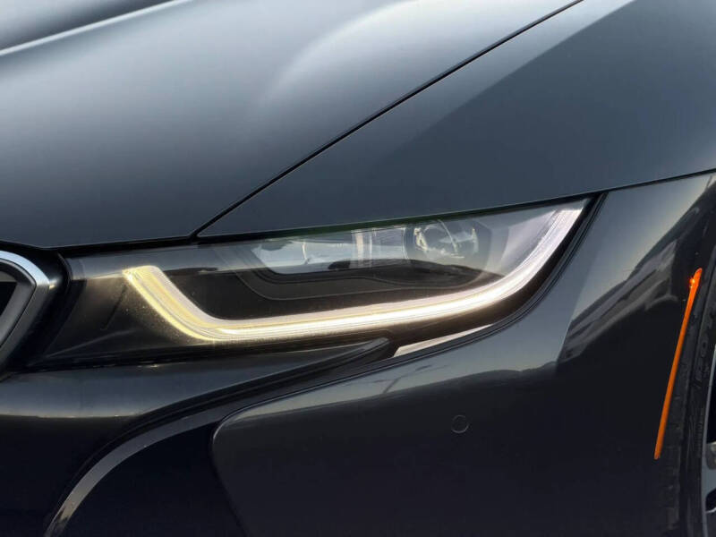 2015 BMW i8
