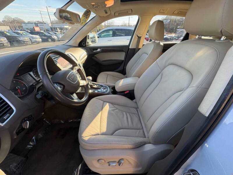 2016 Audi Q5 2.0T quattro Premium Plus