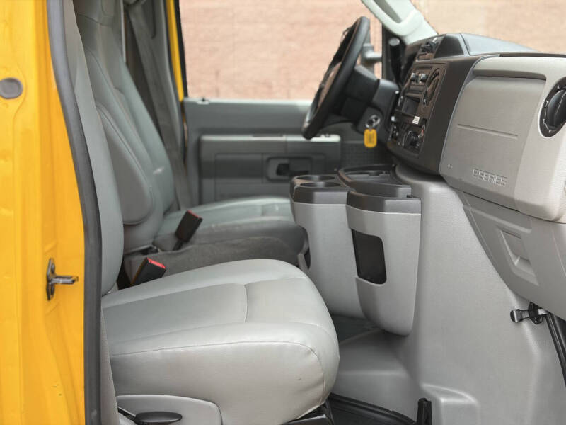 2022 Ford E-Series E-350 SD