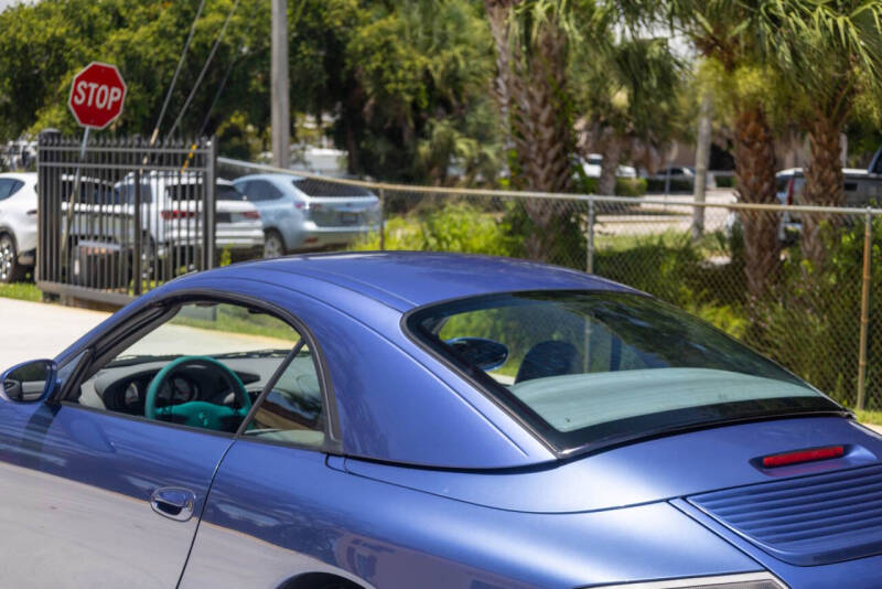 2000 Porsche 911 Carrera