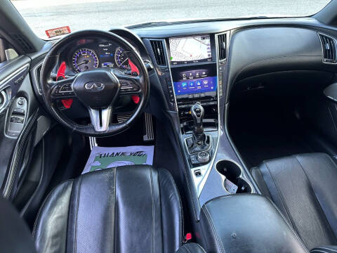 2017 Infiniti Q60 Red Sport 400