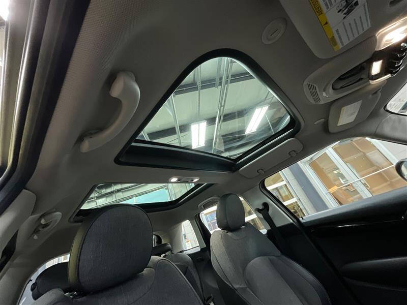 2016 MINI Hardtop 4 Door Cooper