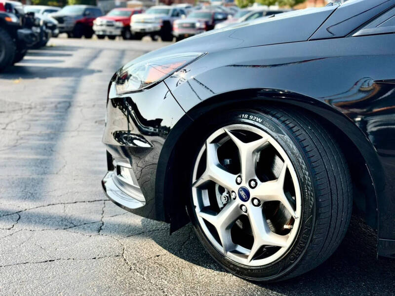 2017 Ford Focus ST
