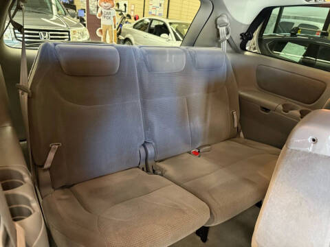 2004 Toyota Sienna