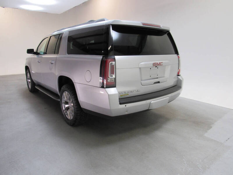 2016 GMC Yukon XL SLT