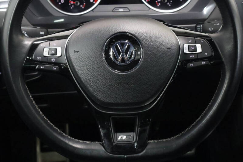 2020 Volkswagen Tiguan SE R-Line Black