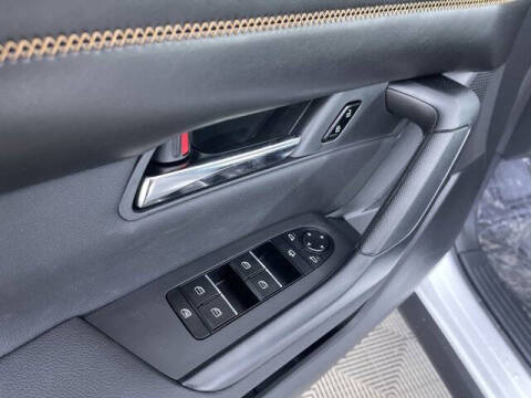 2025 Mazda CX-50 Hybrid Premium Plus