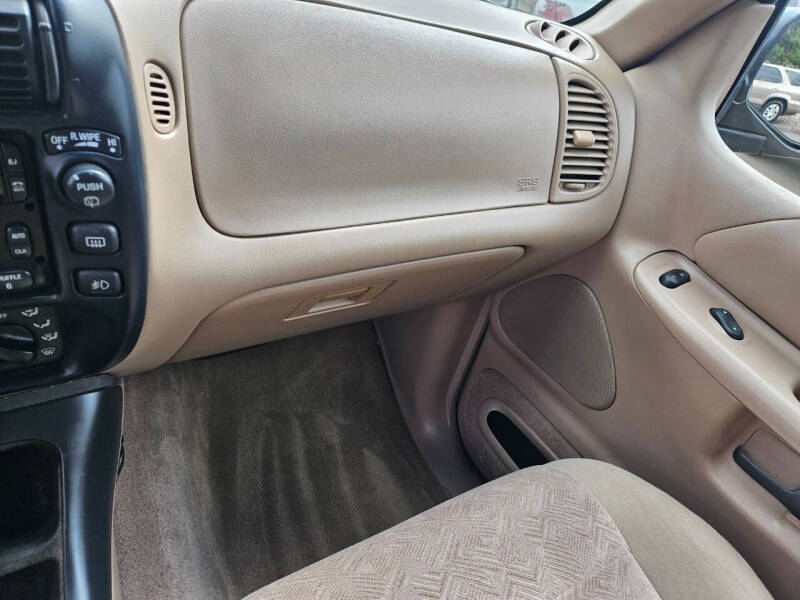 2000 Ford Explorer XLT