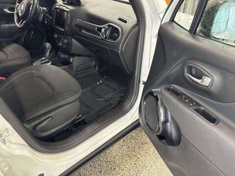 2022 Jeep Renegade Altitude