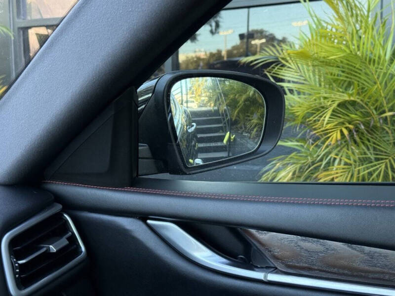 2017 Maserati Ghibli