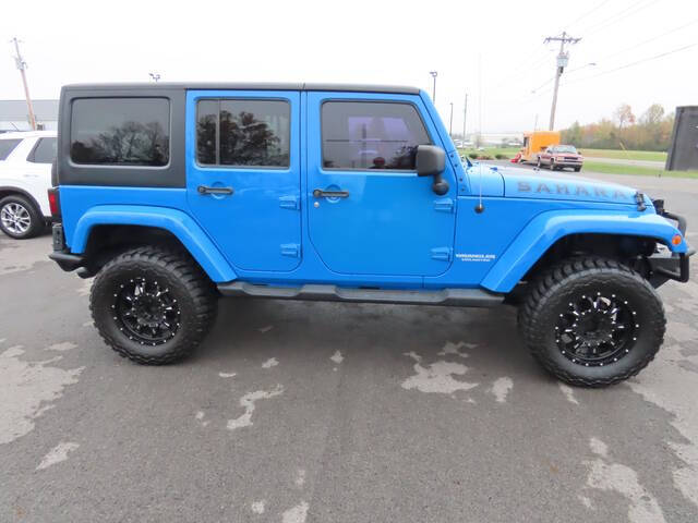 2011 Jeep Wrangler Unlimited for sale at Modern Automotive Group LLC in Lafayette, TN