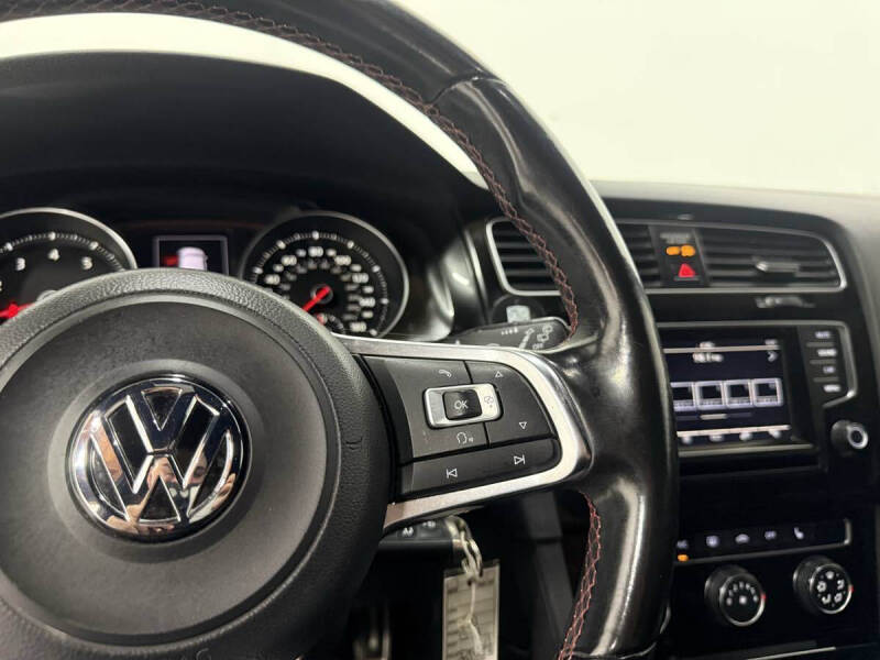 2015 Volkswagen Golf GTI S