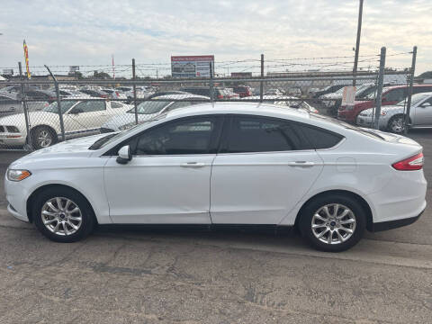 2016 Ford Fusion S