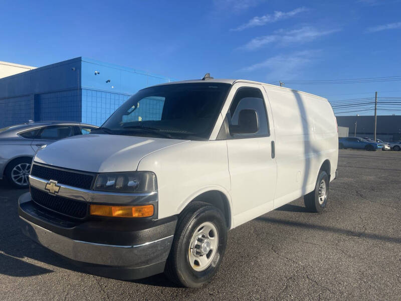 2017 Chevrolet Express 2500