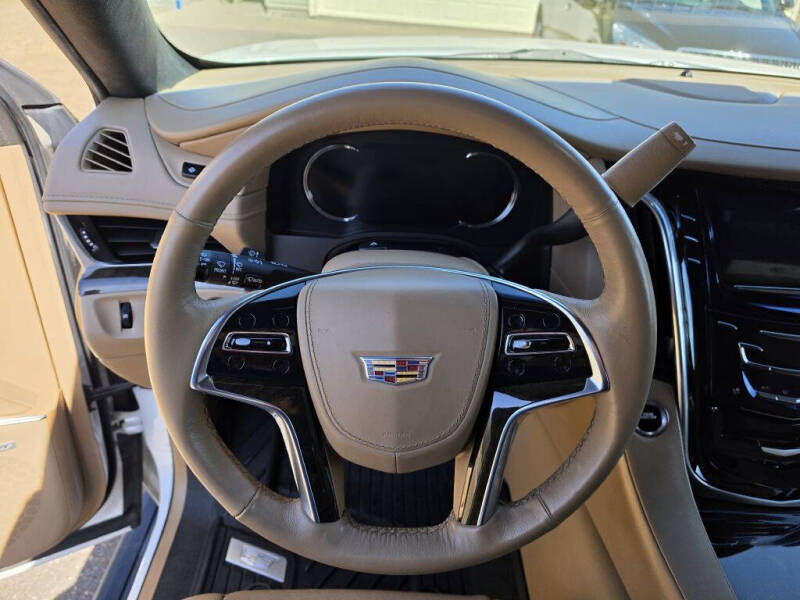 2019 Cadillac Escalade Platinum