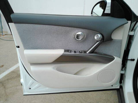 2024 Genesis GV60 Standard