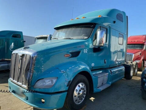 2012 Peterbilt 587