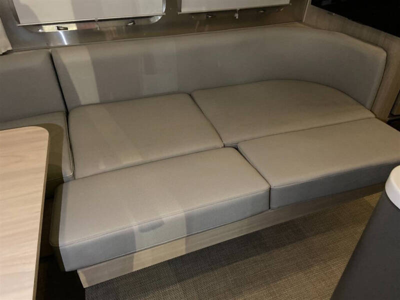 2018 Airstream GLOBETROTTER -