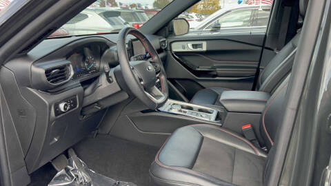 2023 Ford Explorer ST-Line
