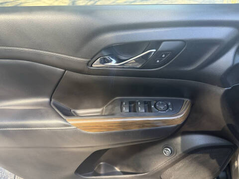 2022 GMC Acadia SLE