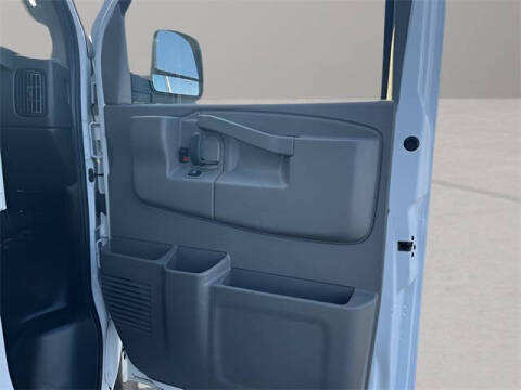 2023 Chevrolet Express 2500