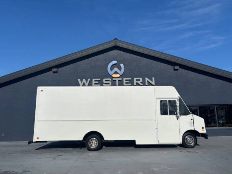 2006 Ford Econoline's photo