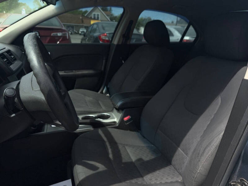 2012 Ford Fusion SE