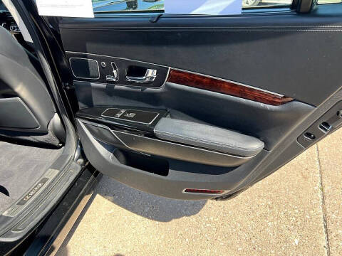 2015 Kia K900 Luxury