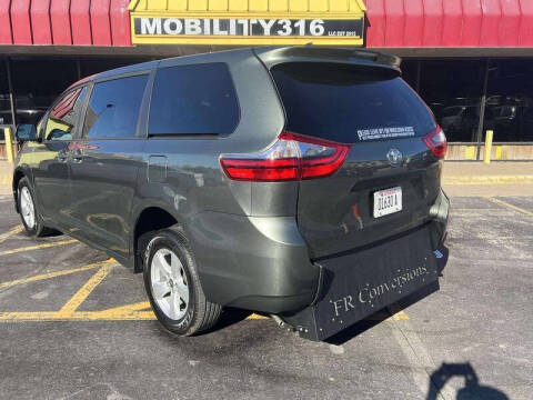 2020 Toyota Sienna L 7-Passenger