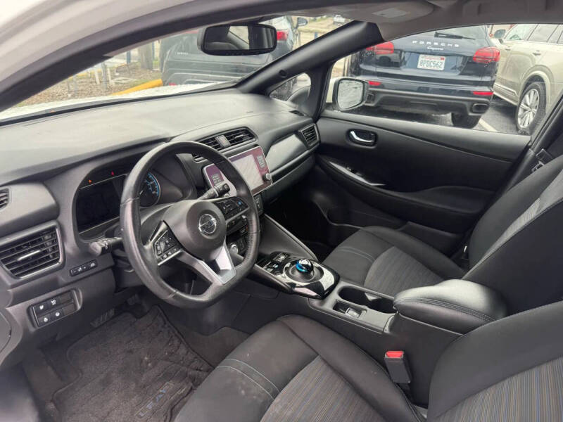 2022 Nissan LEAF SV PLUS