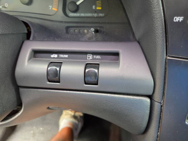 1999 Oldsmobile Aurora