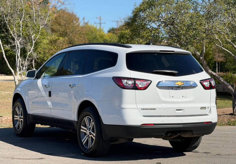2017 Chevrolet Traverse LT