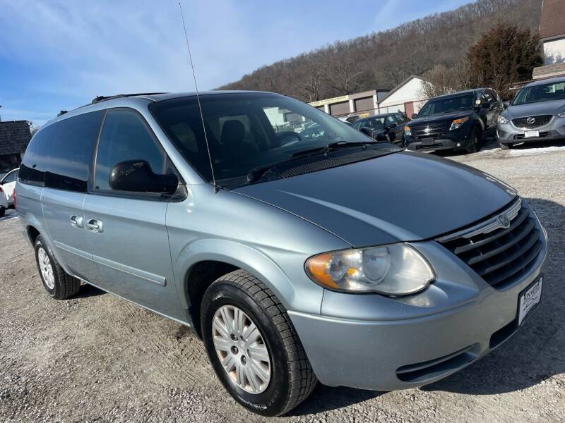2005 Chrysler Town and Country for sale at Ron Motor Inc. in Wantage NJ
