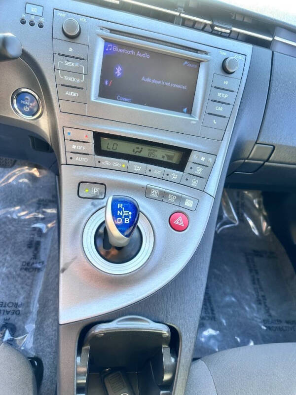 2014 Toyota Prius Two